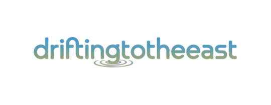 東飄少年Logo